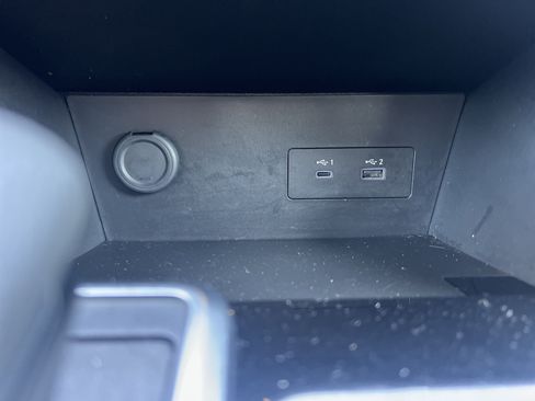 Used 2024 Nissan Pathfinder SV FWD image 7