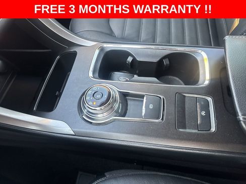 Used 2018 Ford Fusion SE w/ Fusion SE Technology Package FWD image 40