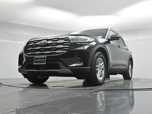 New 2026 Ford Explorer Active image 43