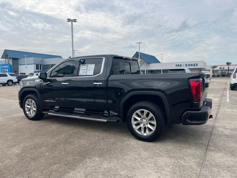 Used 2023 GMC Sierra 1500 Denali w/ Technology Package AWD/4WD image 13