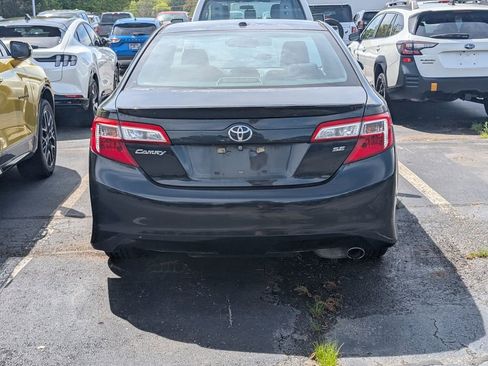Used 2012 Toyota Camry SE image 6