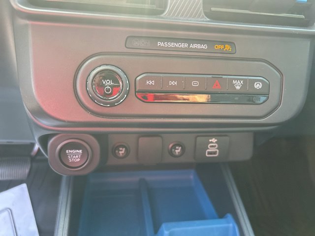 Certified 2025 Ford Maverick XLT w/ Equipment Group 302A AWD/4WD image 23