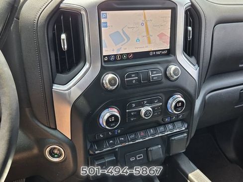 Used 2022 GMC Sierra 1500 SLT AWD/4WD image 17