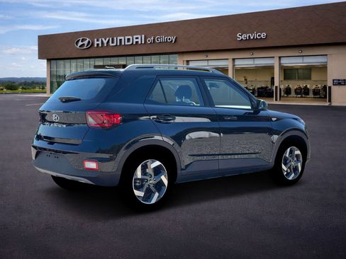 New 2026 Hyundai Venue SEL FWD image 8