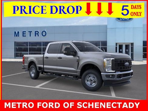 New 2026 Ford F250 XL w/ XL Chrome Package image 1