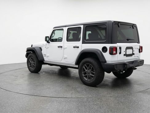 Used 2025 Jeep Wrangler Unlimited Sport AWD/4WD image 6