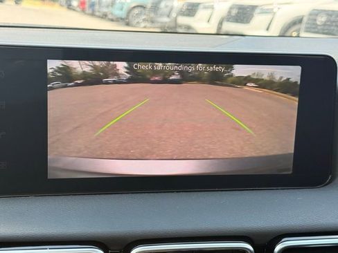 New 2026 Nissan Sentra SV w/ SV Convenience Package FWD image 32