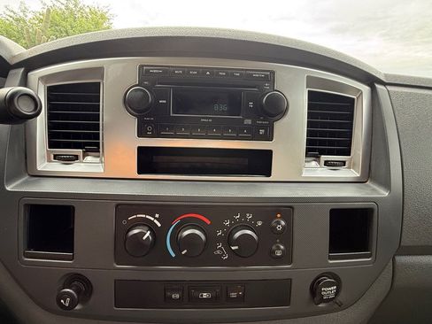 Used 2008 Dodge Ram 2500 Truck SLT w/ Trailer Tow Group RWD image 16