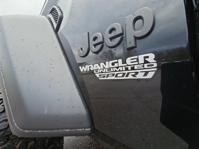 Used 2021 Jeep Wrangler Unlimited Sport AWD/4WD image 28