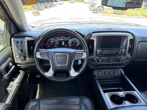 Used 2018 GMC Sierra 1500 Denali w/ Denali Ultimate Package AWD/4WD image 13
