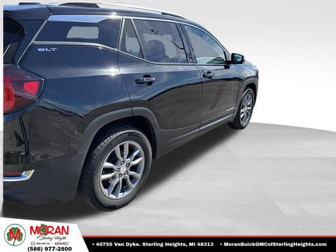 Used 2022 GMC Terrain SLT AWD/4WD image 4