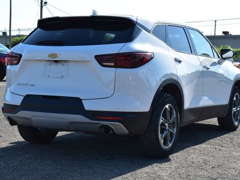 Used 2025 Chevrolet Blazer LT AWD/4WD image 5