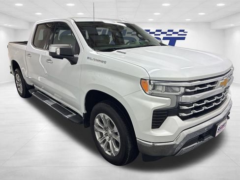 Used 2023 Chevrolet Silverado 1500 LTZ w/ LTZ Convenience Package II image 4