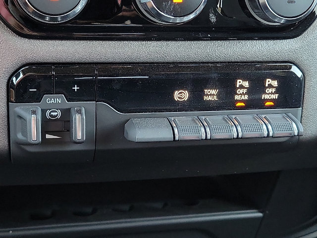 New 2027 RAM 3500 Big Horn AWD/4WD image 15