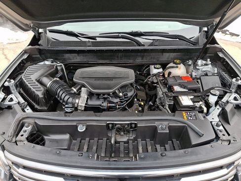 Used 2023 GMC Acadia AT4 w/ Technology Package image 33