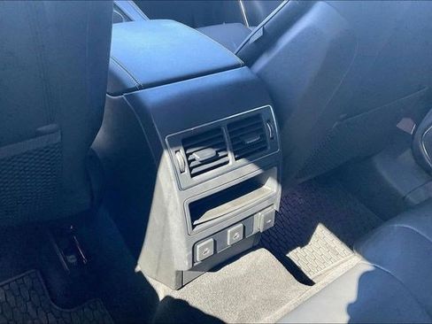 Used 2024 Jaguar F-PACE R-Dynamic S image 38