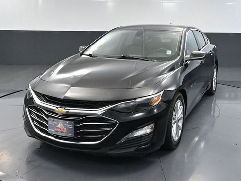 Used 2019 Chevrolet Malibu LT w/ Leather Package image 11