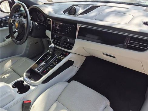 Used 2022 Porsche Macan S AWD/4WD image 21