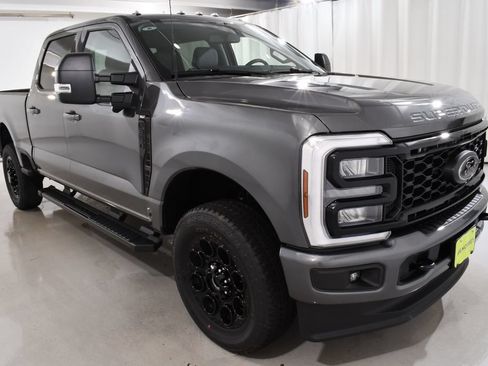 New 2026 Ford F350 XLT w/ XLT Premium Package AWD/4WD image 5
