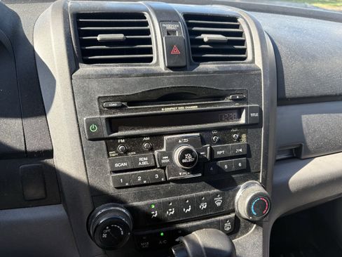 Used 2011 Honda CR-V SE image 12