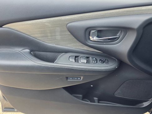 Used 2015 Nissan Murano Platinum w/ Platinum Technology Package image 13