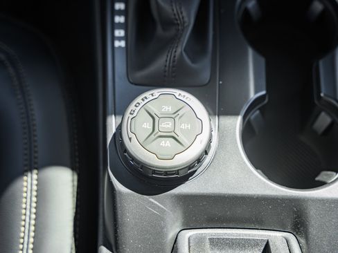 New 2026 Ford Bronco Badlands AWD/4WD image 27