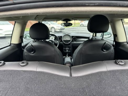 Used 2011 MINI Cooper S image 17
