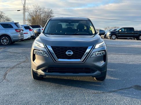 Used 2023 Nissan Rogue SV image 10