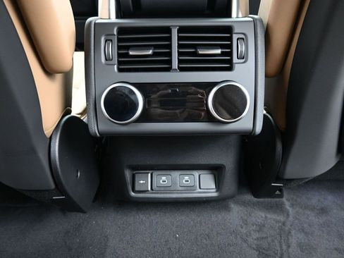 New 2026 Land Rover Discovery Limited Edition AWD/4WD image 20