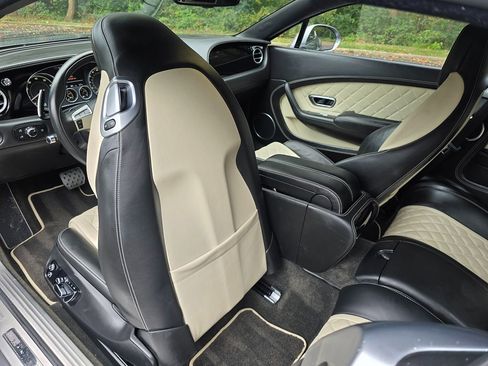 Used 2016 Bentley Continental GT V8 S image 13