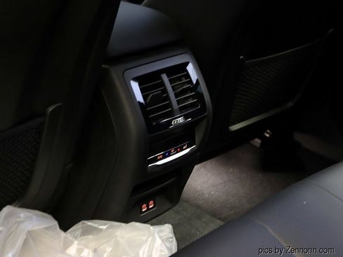 New 2025 BMW X4 xDrive30i w/ Premium Package image 14