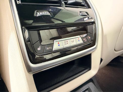 Used 2019 BMW X7 xDrive50i w/ M Sport Package image 20