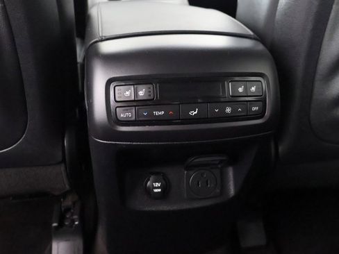 Used 2022 Hyundai Palisade Limited image 56