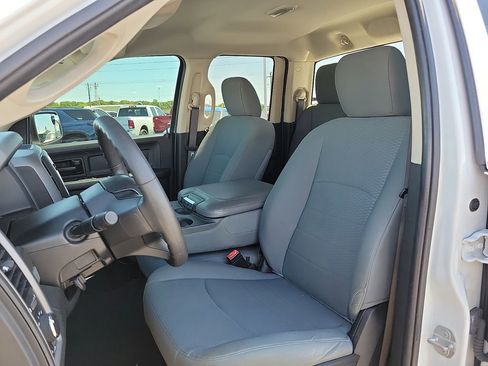 Used 2020 RAM 1500 Tradesman w/ Chrome Plus Package RWD image 11