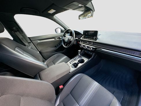 Used 2023 Honda Civic Sport image 30