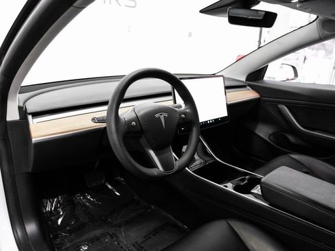 Used 2020 Tesla Model 3 Long Range image 3