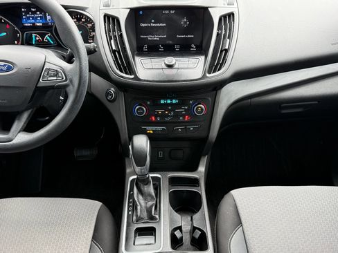 Used 2019 Ford Escape SE FWD image 18