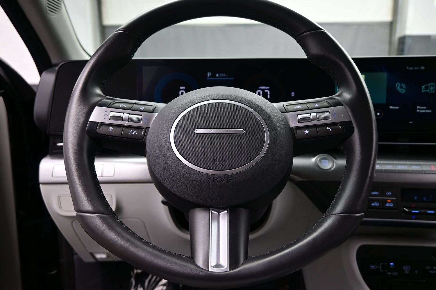 Used 2026 Hyundai Kona SEL Sport AWD/4WD image 23