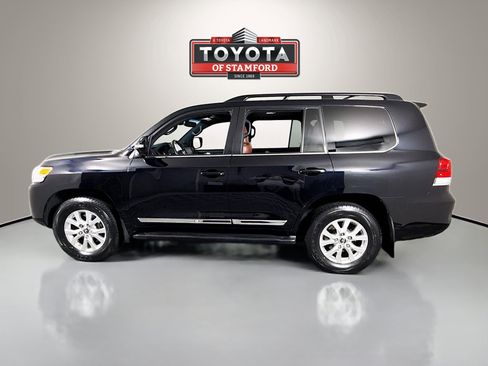 Certified 2021 Toyota Land Cruiser image 4