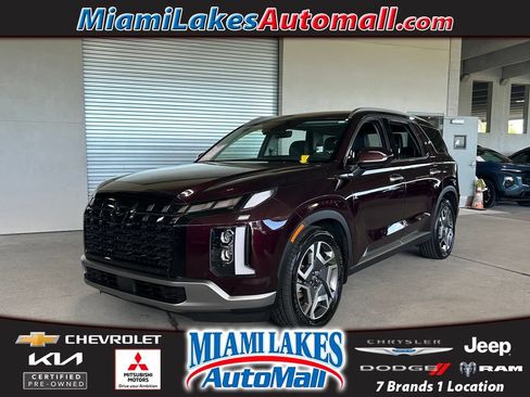 Used 2024 Hyundai Palisade Limited FWD image 1
