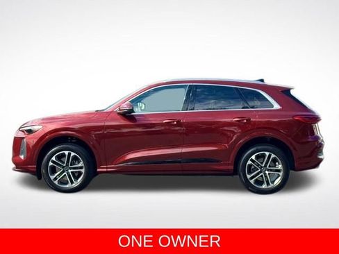 Certified 2025 Audi Q5 Premium Plus w/ Premium Plus AWD/4WD image 5