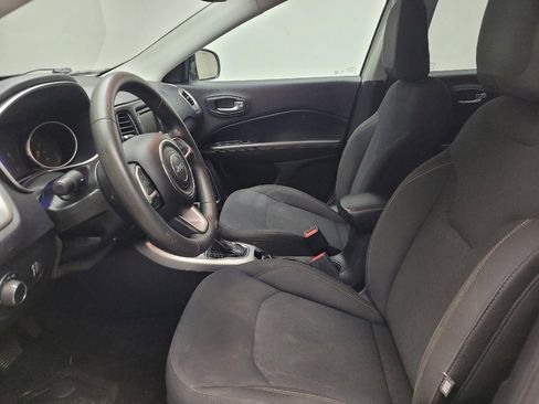 Used 2018 Jeep Compass Sport AWD/4WD image 17