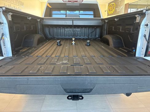 Used 2026 GMC Sierra 2500 AT4X AWD/4WD image 9