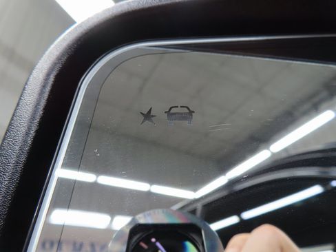 Used 2025 GMC Sierra 2500 AT4 w/ AT4 Premium Plus Package image 83