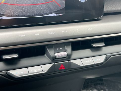 Certified 2024 Kia EV9 Light Long Range RWD image 21