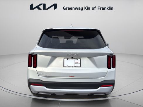 New 2026 Kia Sorento LX FWD image 6