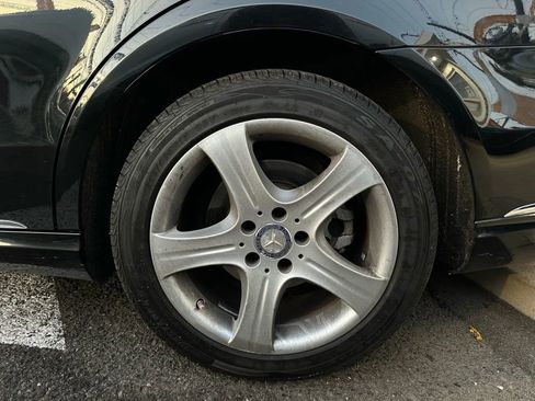 Used 2016 Mercedes-Benz E 350 4MATIC Sedan image 34