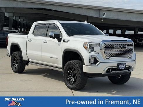 Used 2021 GMC Sierra 1500 Denali w/ Denali Ultimate Package AWD/4WD image 2