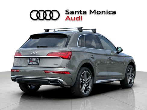 Used 2023 Audi Q5 e Premium w/ Convenience Package AWD/4WD image 2