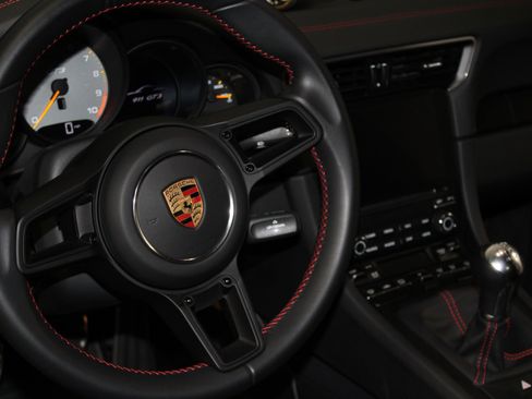 Used 2018 Porsche 911 GT3 image 38